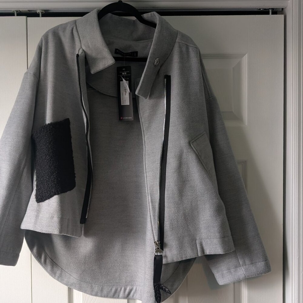 NWT womens Michael Tyler Collection LS Jacket Gray Large 24F5779